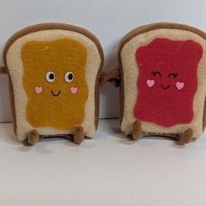 Add 'Target Spritz Valentine's Day 2023 Felt Figurines PB&J New